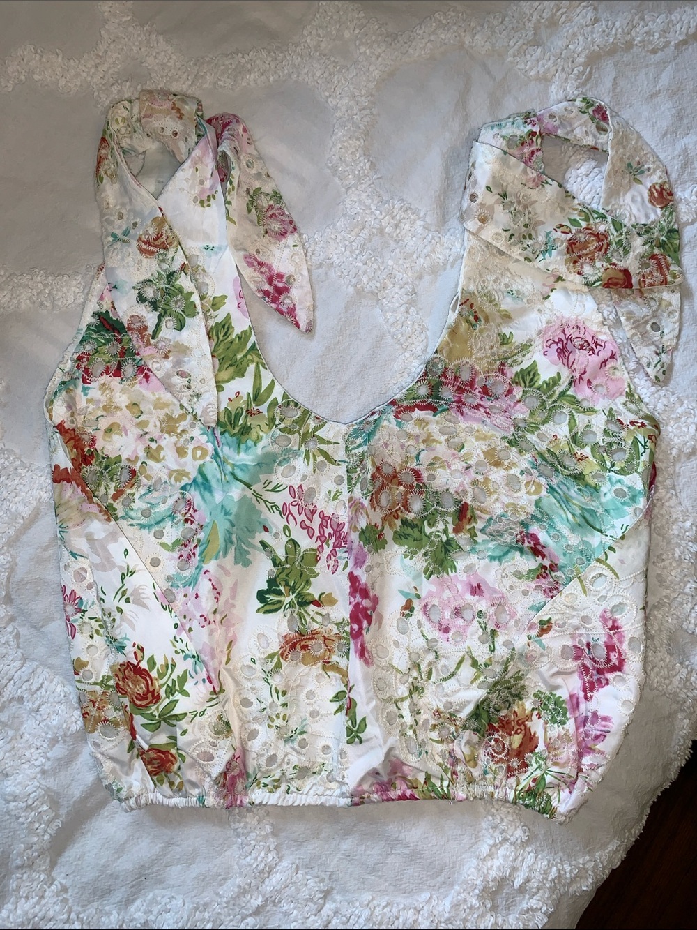 Chicwish White Multi Floral Halter Tie-Shoulder Crop Top S 100% Cotton